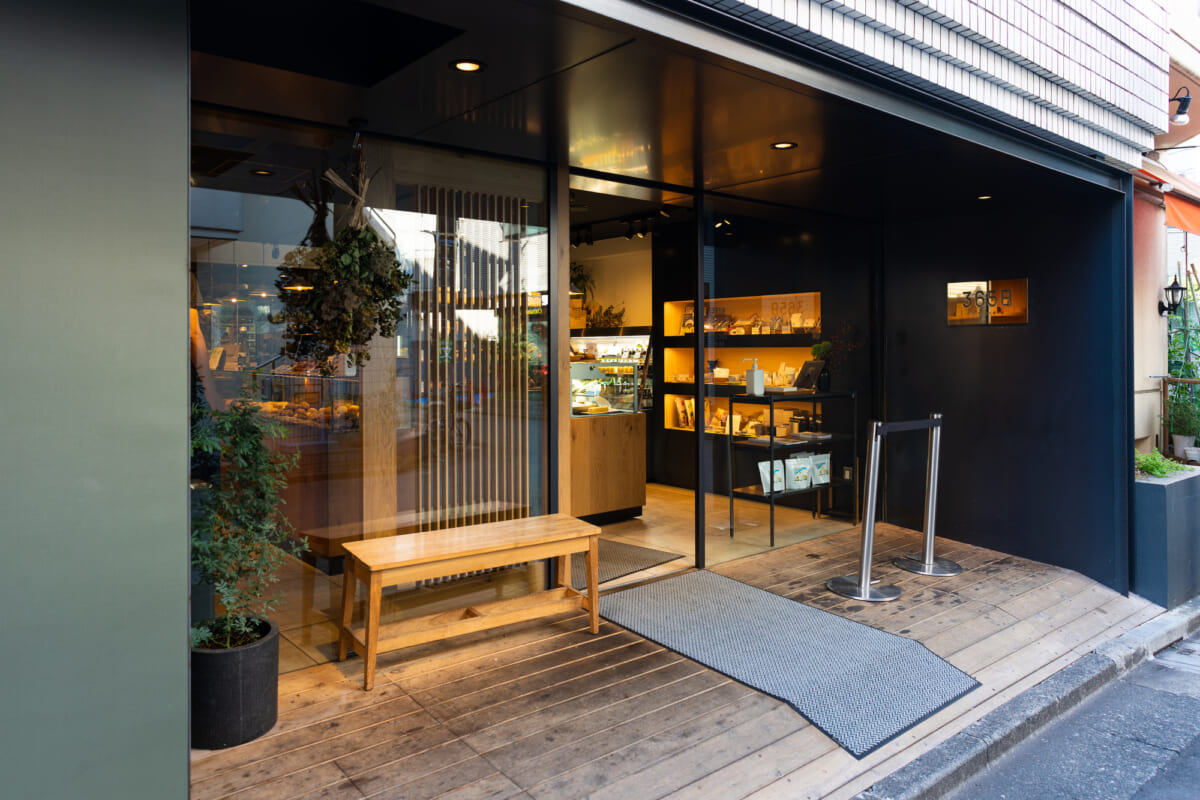 名店が点在する「路地裏のカフェ＆ベーカリー」