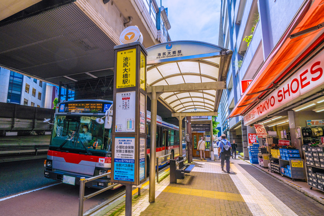 日常の便利さと街歩きの楽しさを兼ね備えたエリア